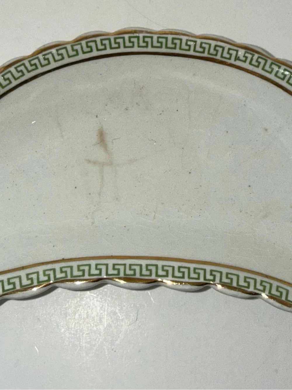Mercer Pottery Company classic scalloped